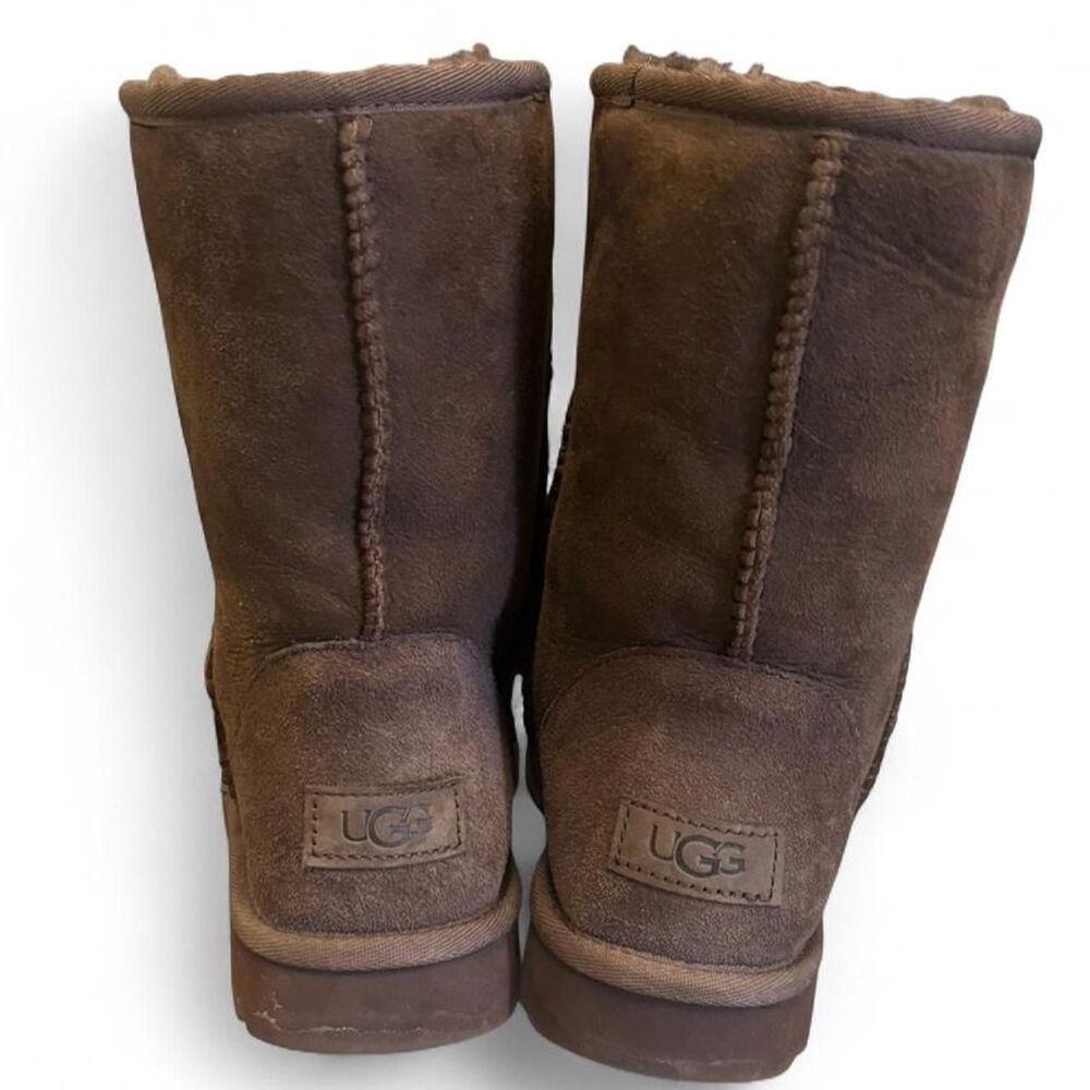 Womens Ugg Mocha Classic Boots SZ 8